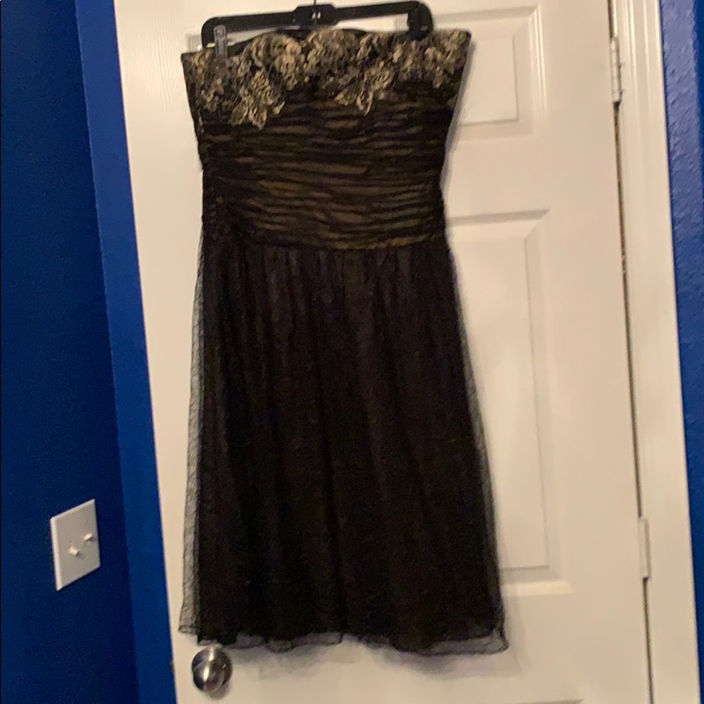 Cocktail sleeveless dress